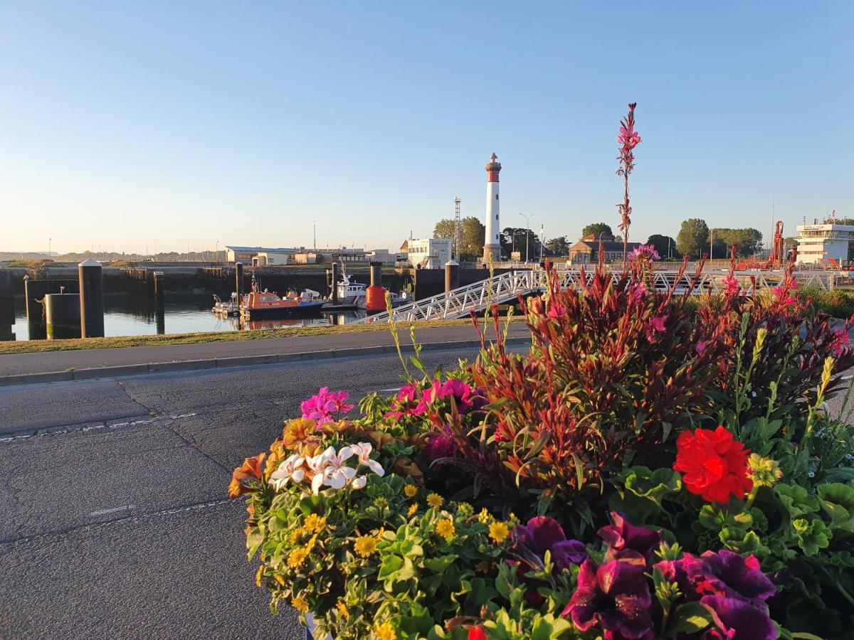 Residence Le Semaphore Ouistreham Dış mekan fotoğraf